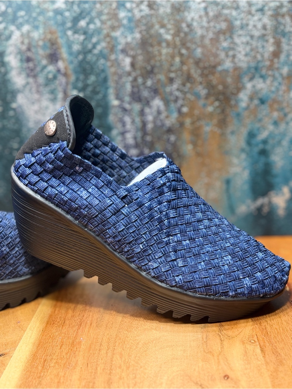 bernie mev. Comfort Navy/Black Woven Wedge Heels NWOT
